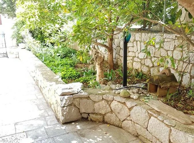 Gabrijela דירה מאלי לוסיניי